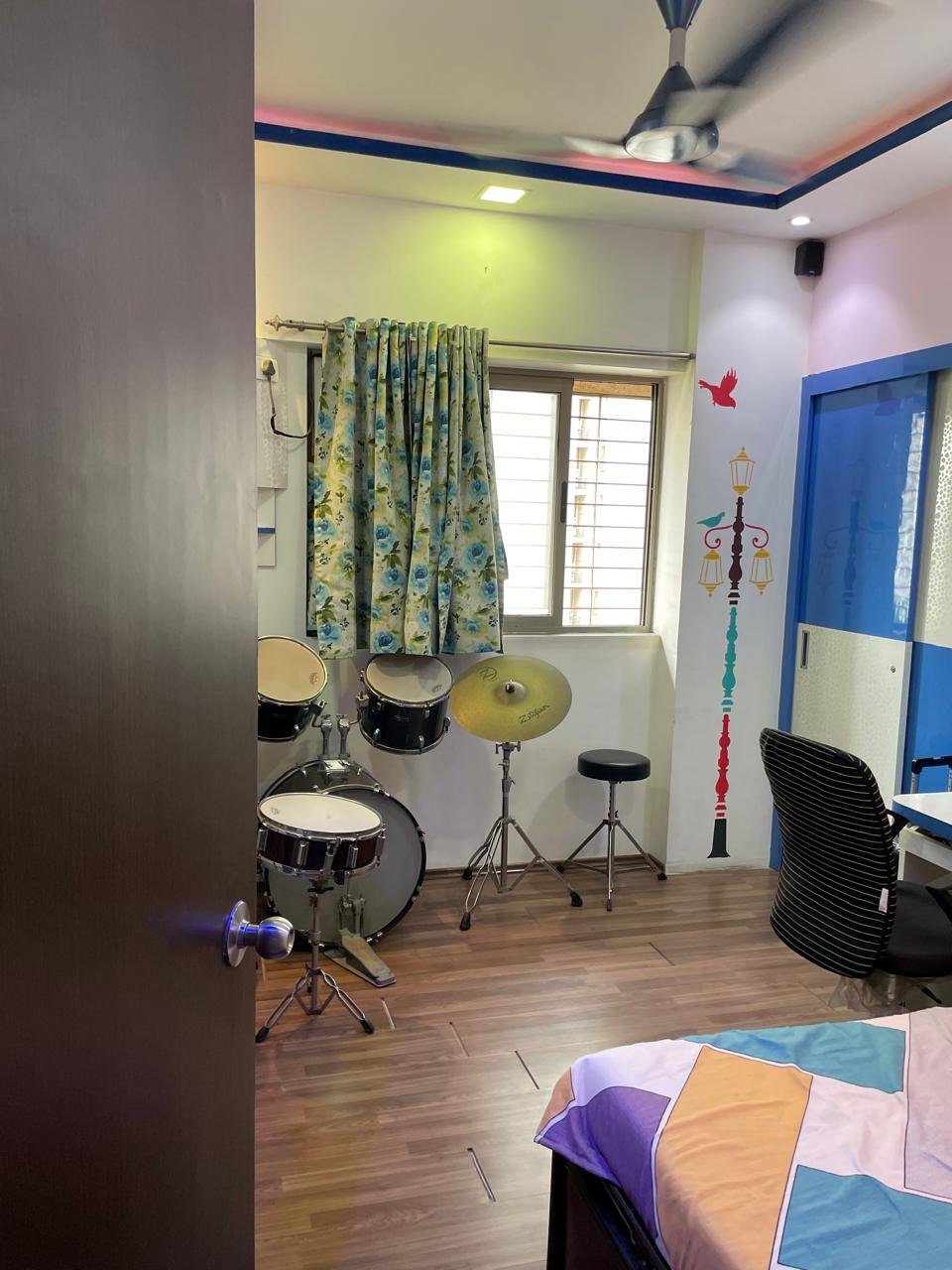 2 BHK Flat for Rent in Lodha Splendora, Thane West